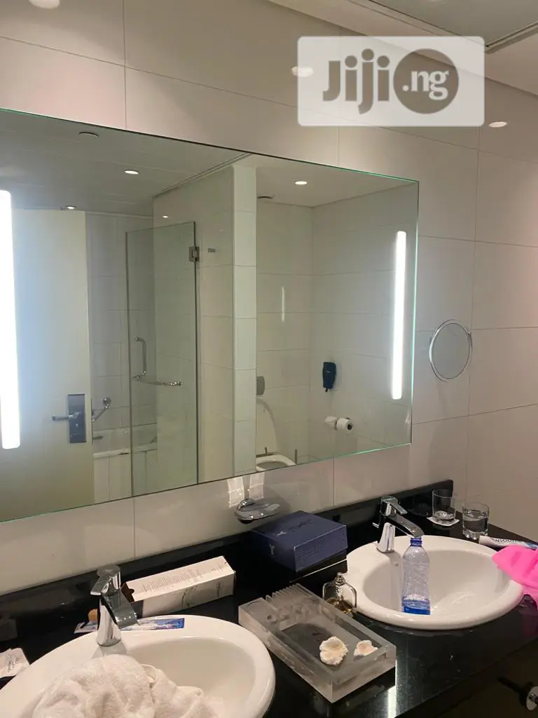 Mirror Glass
