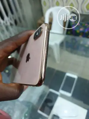 Apple iPhone XS Max 64 GB Gold