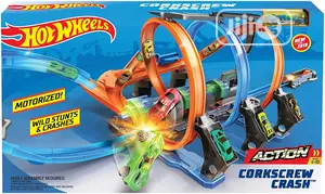Corkscrew Crash Track Set