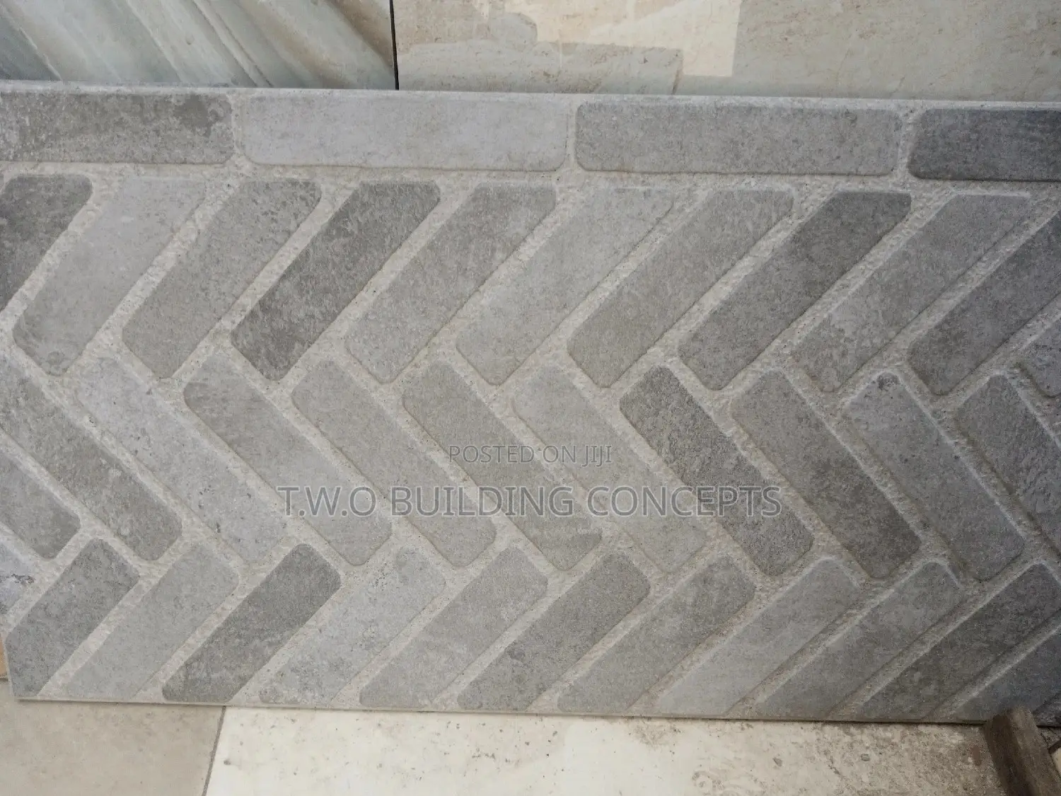60/120 Floor Tile