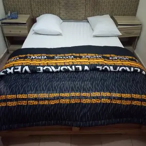 Hotel Bedspread And Duvet
