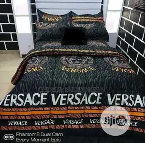 Hotel Bedspread And Duvet