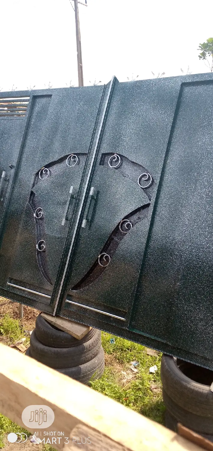 Metal Gates