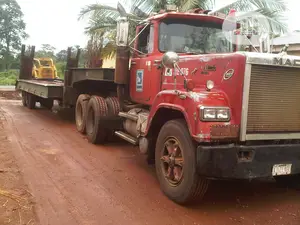 Low Loader Trailer Service
