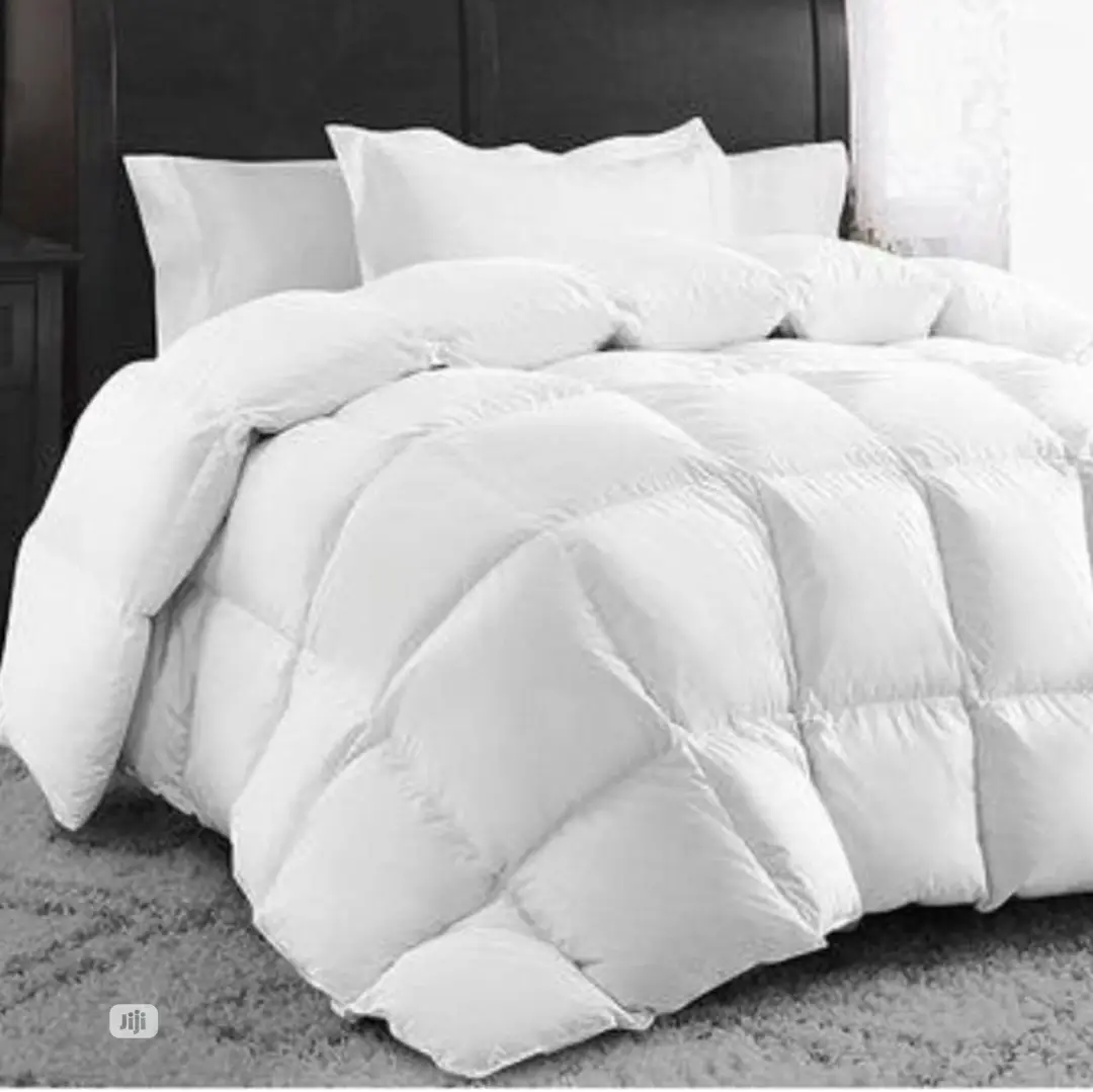 Super White Duvet, Bedsheet With 4 Pillowcases