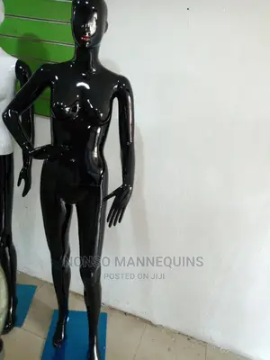 Glossy Black Size 8 Mannequins With Red Lipstick