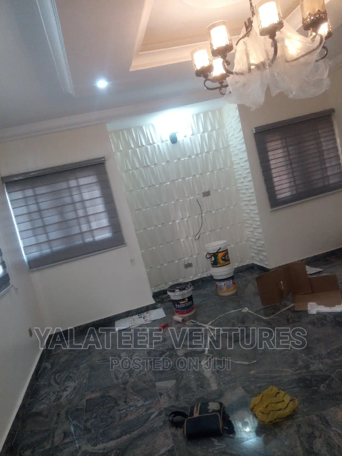 Window Blinds / Day Night/Vertical and Venetian Blind