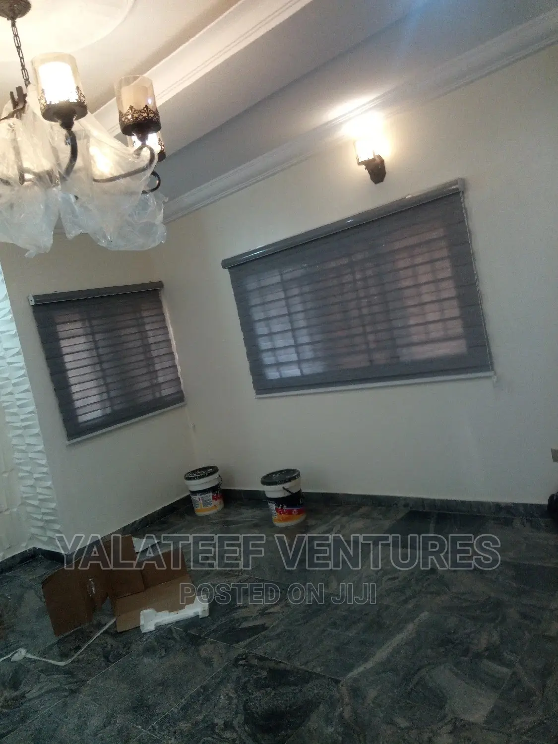 Window Blinds / Day Night/Vertical and Venetian Blind