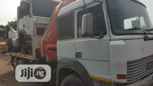 New Arrival 15tons Self Loader Crane IVECO Eight Tyres Truck