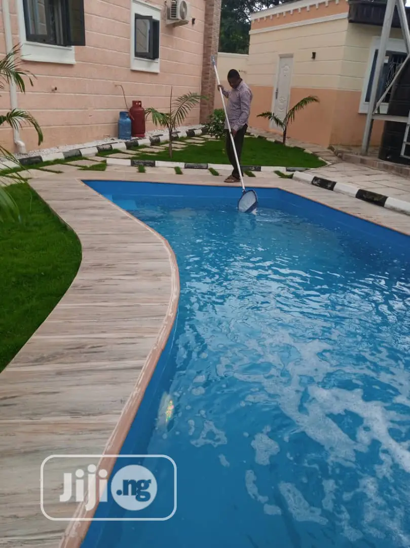 Swimming Pool Construction And Repairs