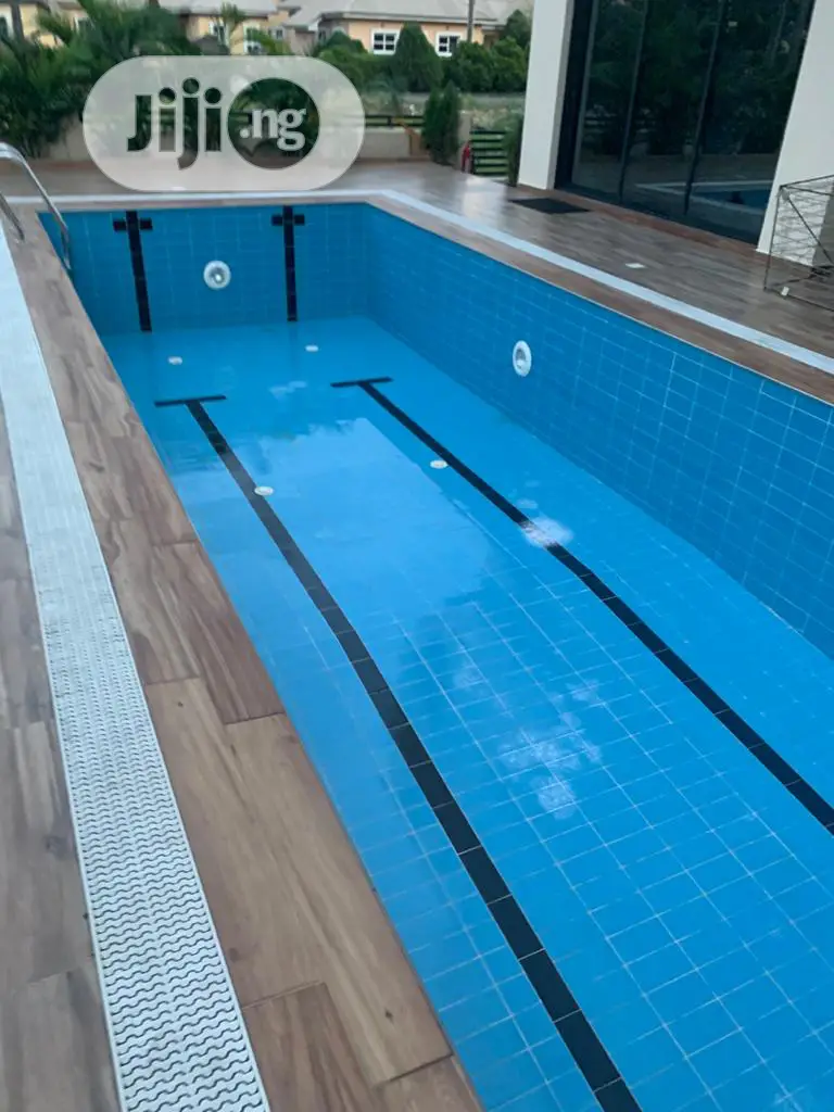 Swimming Pool Construction And Repairs