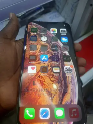 Apple iPhone XS Max 64 GB Gold