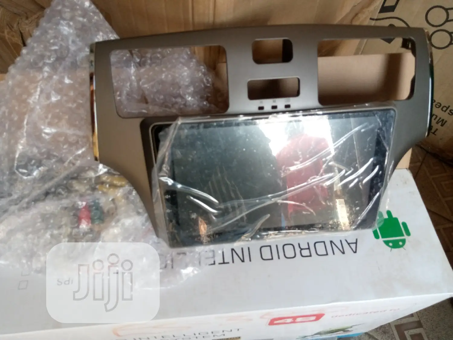 Car Multimedia Android System ES 330
