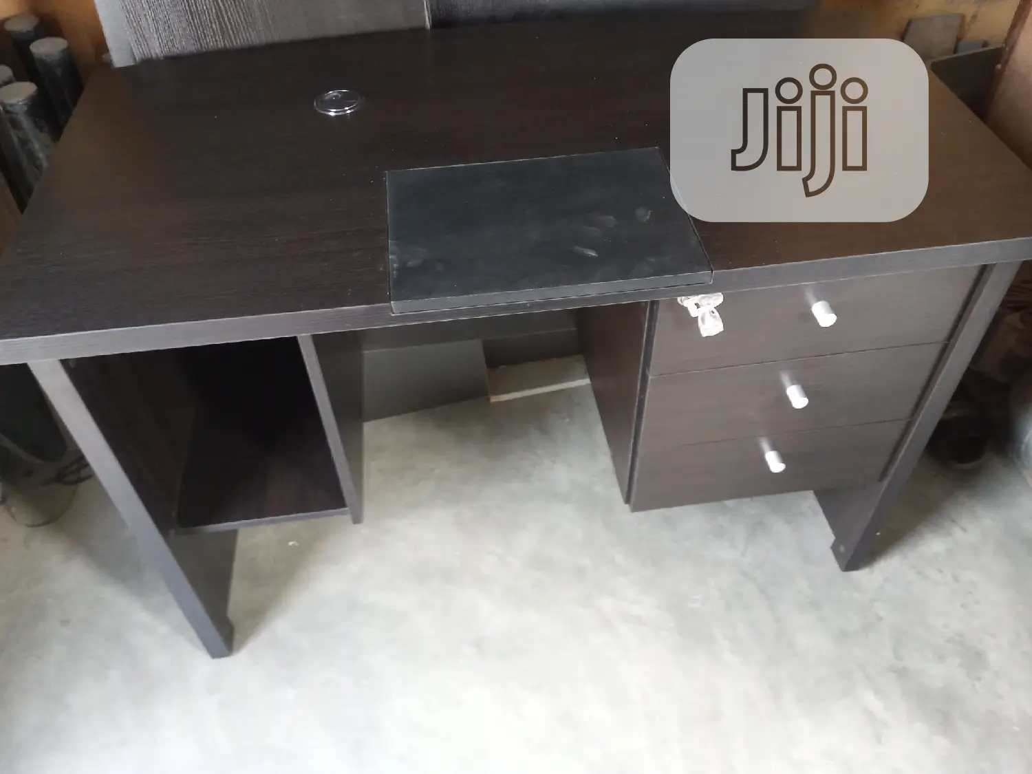 Mini Executive Table