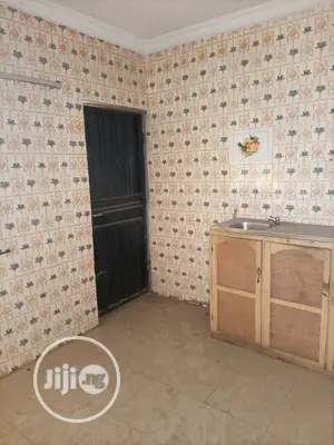 3bdrm Block of Flats in Ipaja for rent