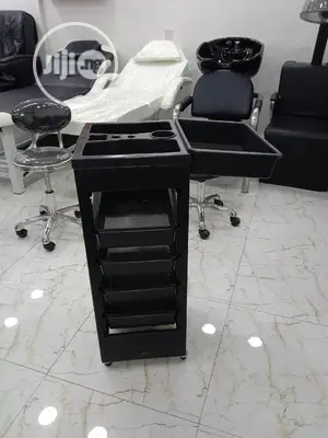 Mobile Plastic Trolley