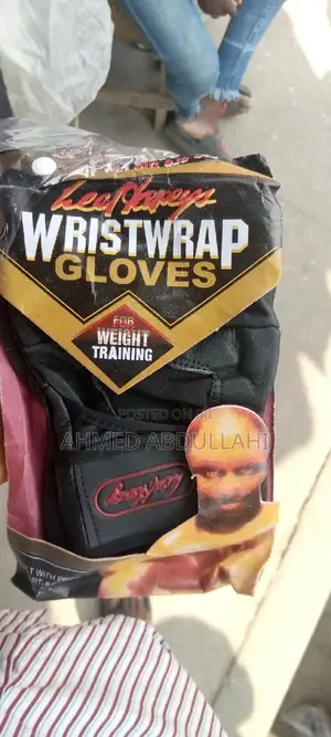 Wrist Wrap Gloves/ Gym Gloves