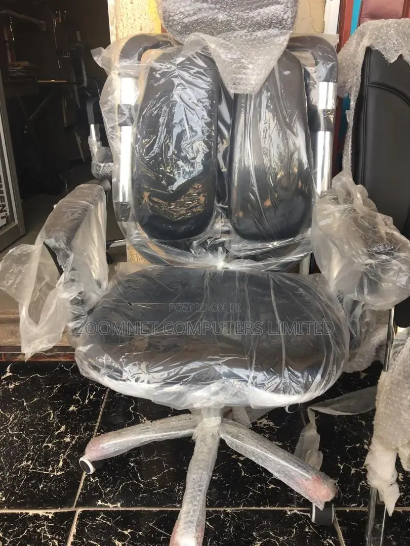 Kidney Chair