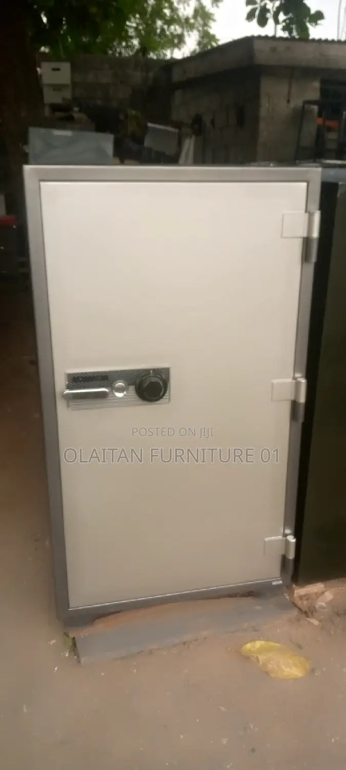 First Grade Fireproof Safe