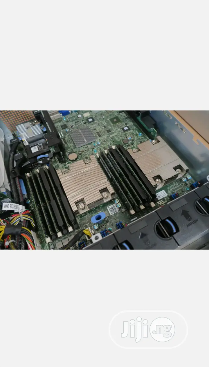Server Dell PowerEdge R540 32GB Intel Xeon HDD 2T