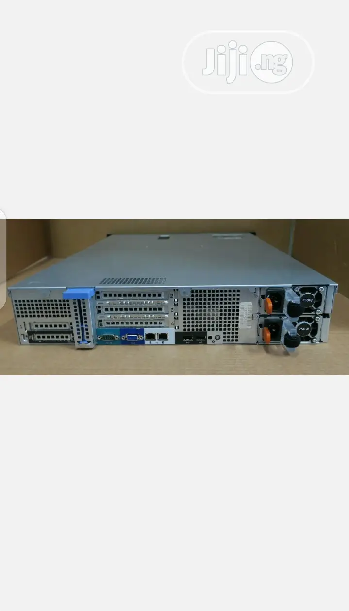 Server Dell PowerEdge R740 32GB Intel Xeon HDD 2T