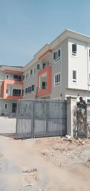 3bdrm Apartment in Jahi for sale