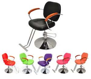 7007 Styling Chair