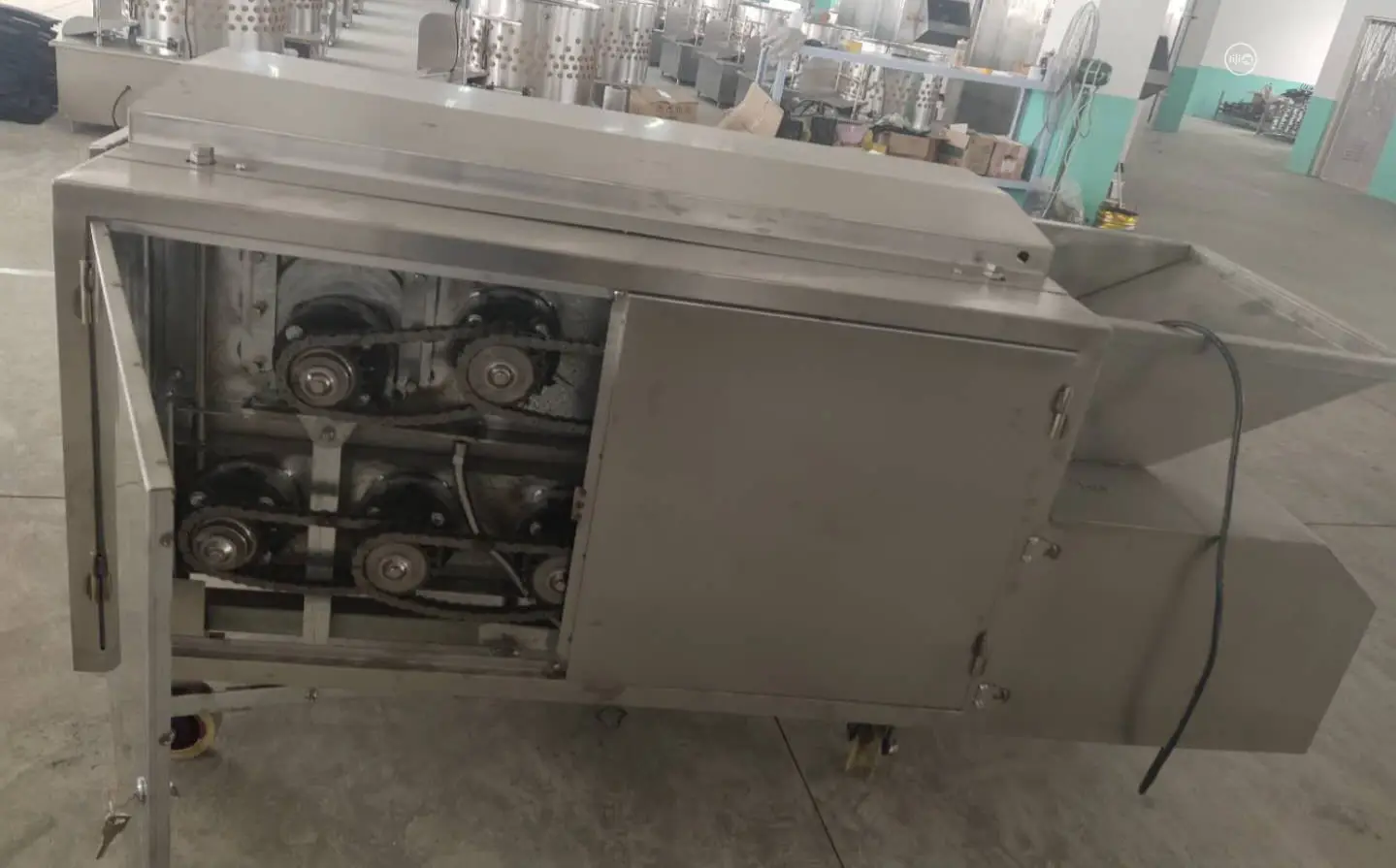 1000BPH Chicken Defeathering Machine Chicken Machine
