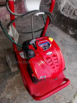 Troy-Blitz Honda Fuel High Pressure Washer 4 Commercial Use