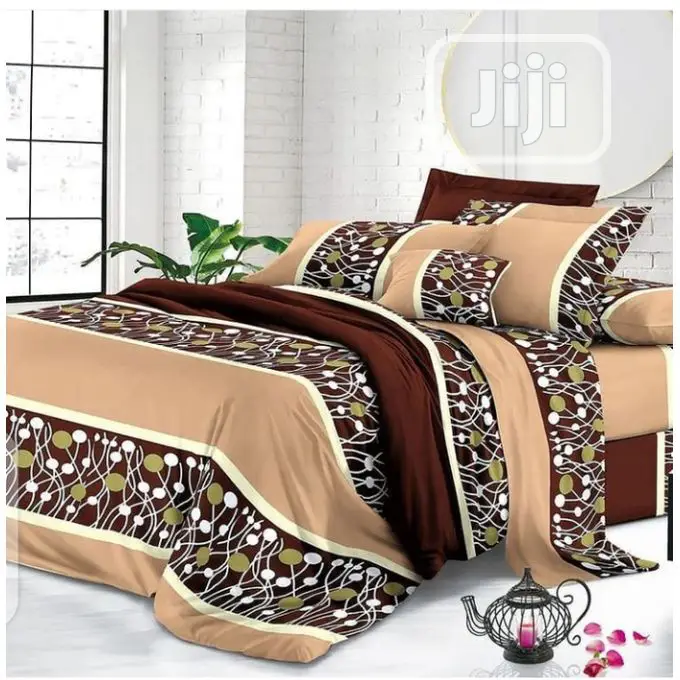 Durable Duvet, Bedspread With 4 Pillow Cases