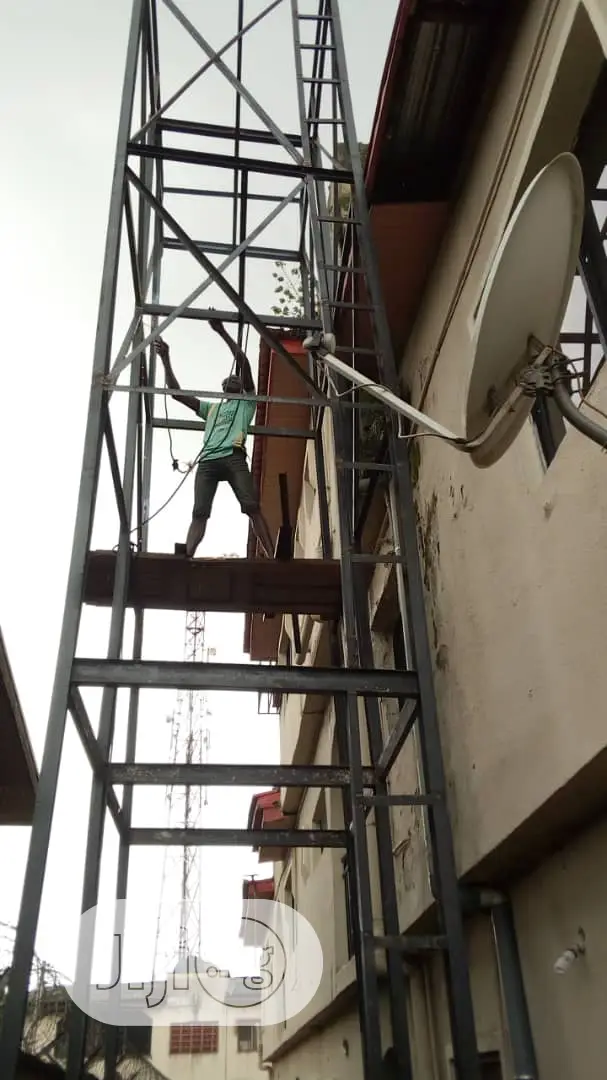Antitrust Water Tanks Tower And Scarf Folding
