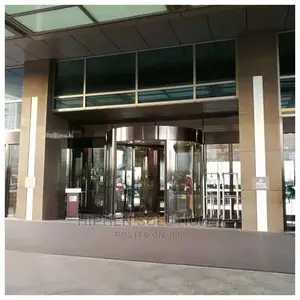 Automatic Revolving Door Very Suitable For Large Buildings