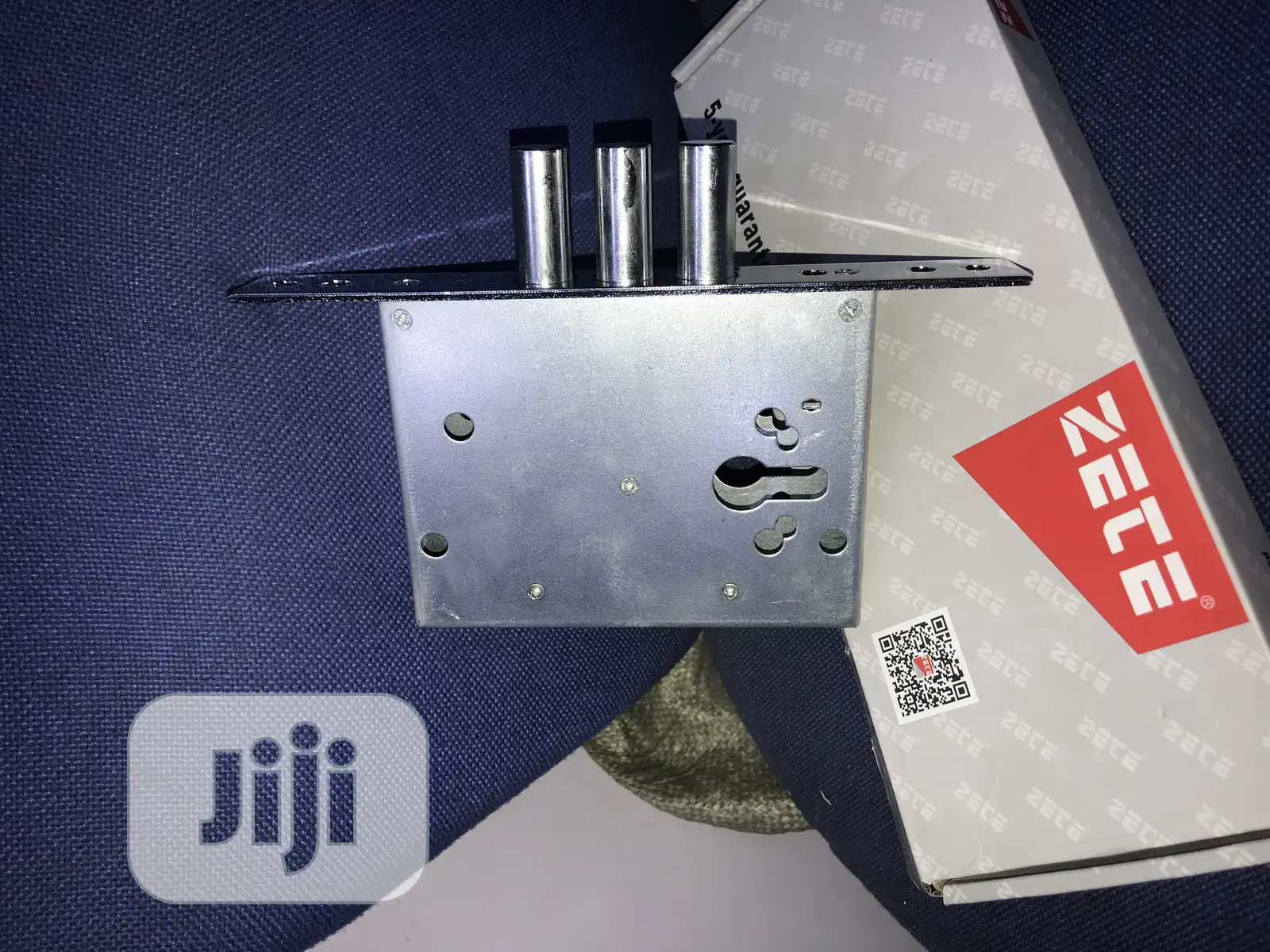Deadlock (Up Security Locks)