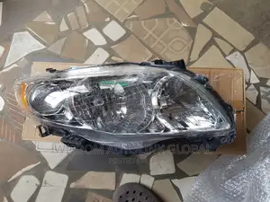Headlights for Toyota Corolla 2008/09 Model