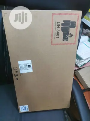 New Laptop HP 14-Dq1025cl 8GB Intel Core I3 HDD 1T