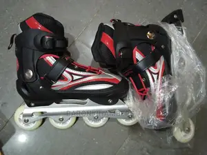 Adult Skate Shoe