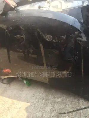 Ford Explorer 2013 Model Bonnet