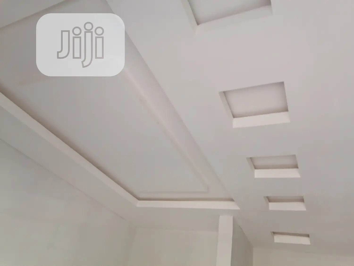 P. O. P Ceiling
