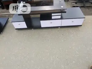 Plastma Tv Standing