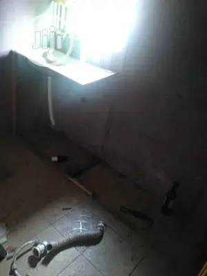 Mini Flat in Ipaja for rent