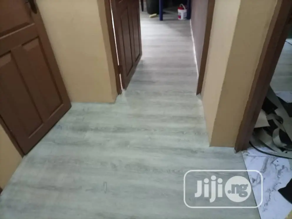Armstrong Carpet That Has Underlay