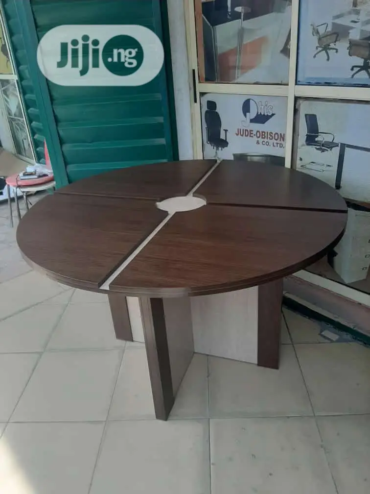 Mini Round Conference Table