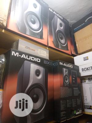 M-Audio Bx8 Bluetooth Studio Monitor