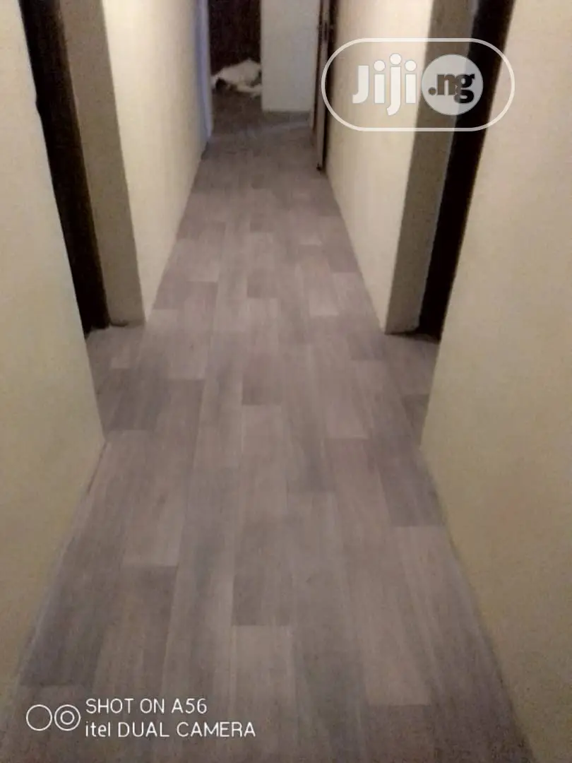 Standard Formica Carpet With Underlay
