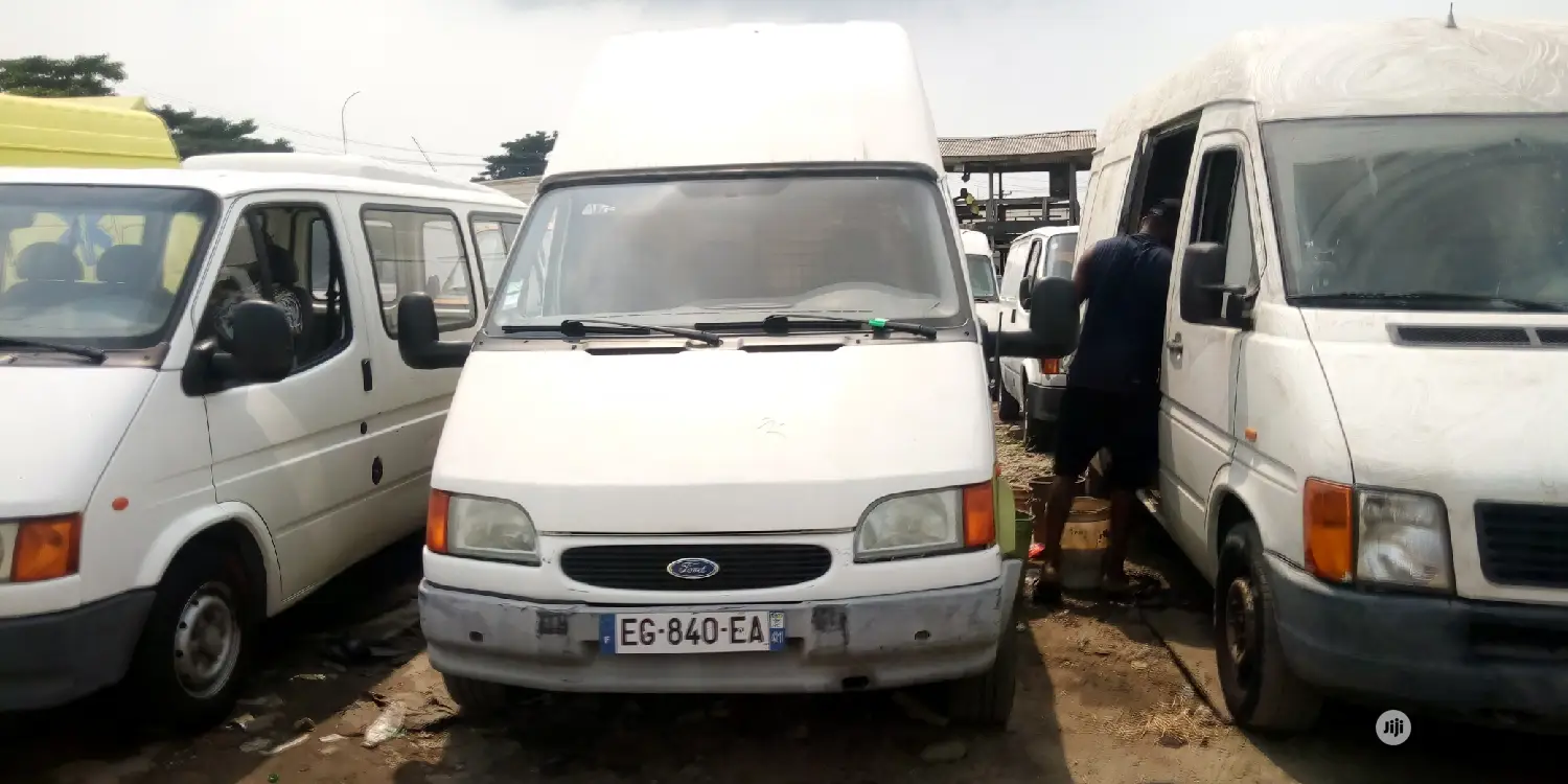 Ford Transit 2002 White