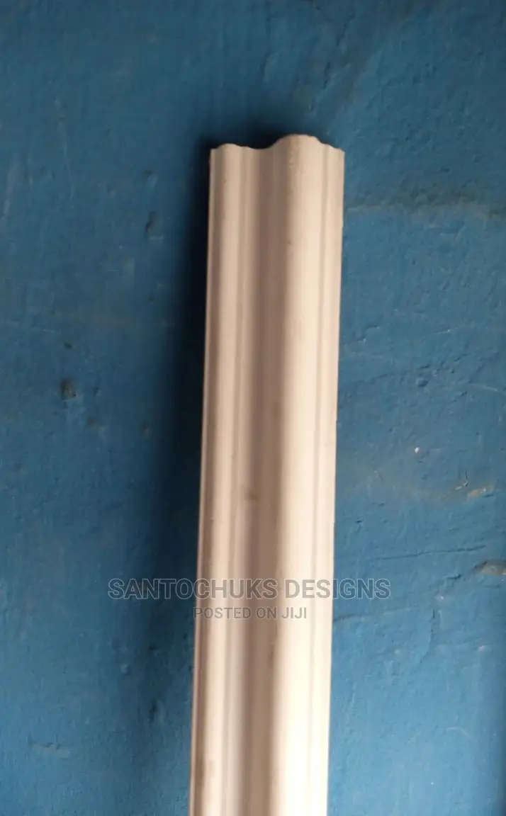 Plastic Pop Cornice