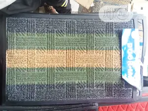 Small Hard Mat