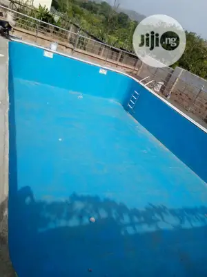 Concrete Swimming Pool Construction