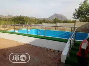 Concrete Swimming Pool Construction