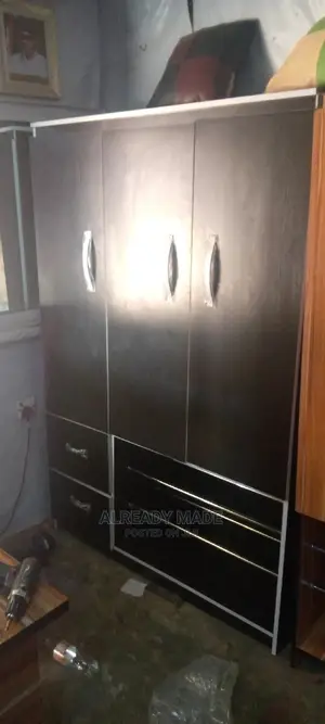 Three Face Wardrobe